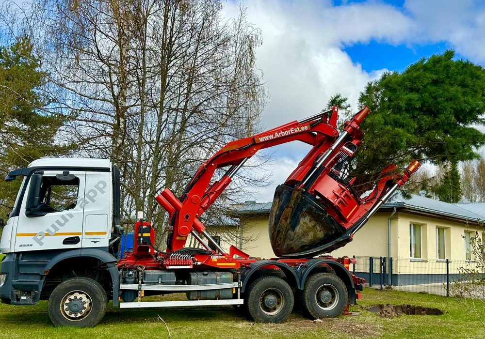 Optimal 2200 - puude ümberistutamine